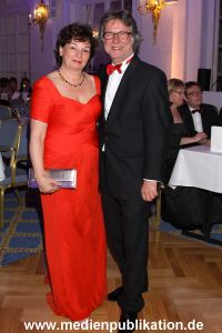 Blauer Ball 02042011 004