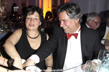 Blauer Ball 04042009 031