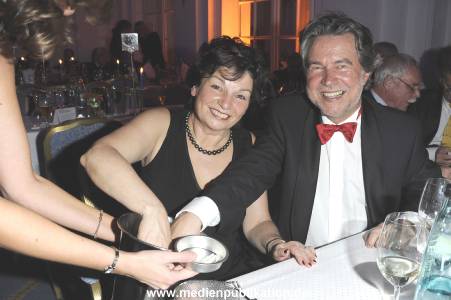 Blauer Ball 04042009 032