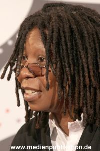 Whoopi 04122009 061