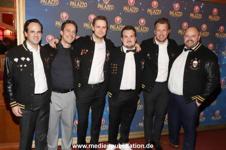 Zufälliges Pressefoto