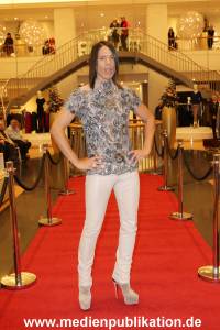 ChicasWalk 04122013 005