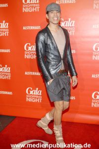 Gala Shopping Night 11052012 082