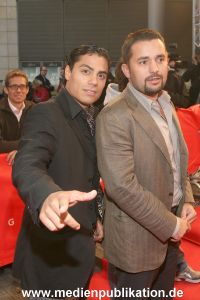 Akin Premiere 19092007 006