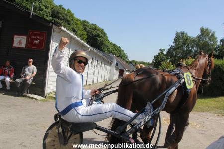 Bild Promirenntag 09062013 500