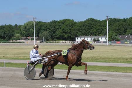Bild Promirenntag 09062013 510