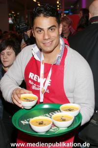 Mehr als eine warme Mahlzeit 10122014 317