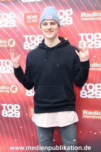 Radio Hamburg Top829 02040218 061