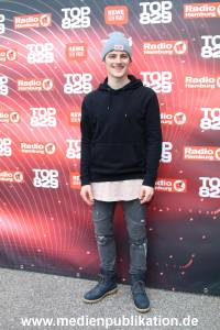 Radio Hamburg Top829 02040218 076