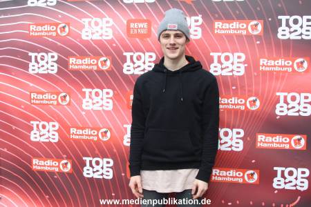 Radio Hamburg Top829 02040218 081