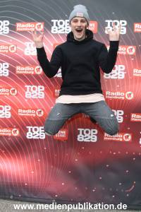 Radio Hamburg Top829 02040218 084