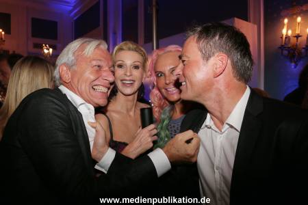 Movie Meets Media Party 02122013 036