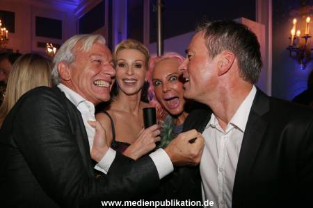Movie Meets Media Party 02122013 038