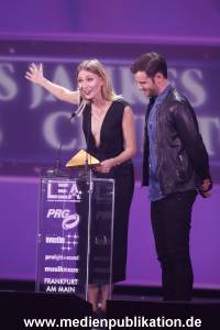 LEA Award 04042016 935