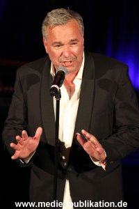 Nacht der Legenden Show 04092011 049
