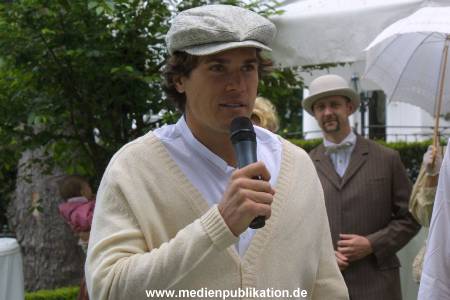 Tennis wie vor hundert Jahren 14052006 035