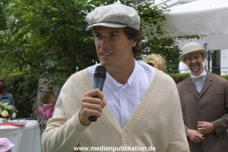 Tennis wie vor hundert Jahren 14052006 036