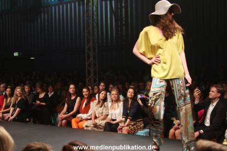 Brigitte Modenschau 16022013 283