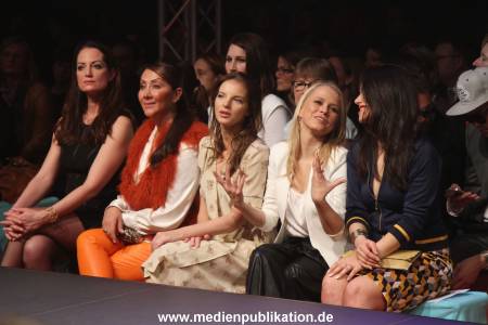 Brigitte Modenschau 16022013 293