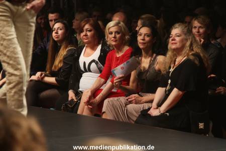 Brigitte Modenschau 16022013 313