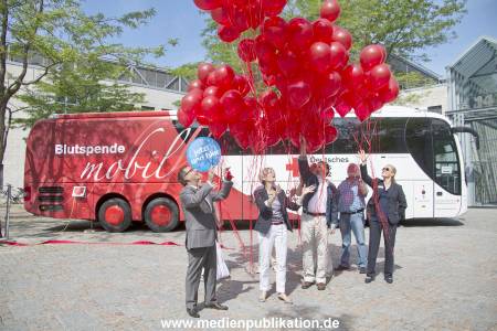 Hofer Blutspendebus 17072013 024