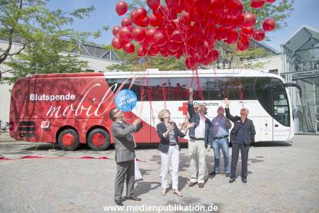 Hofer Blutspendebus 17072013 026