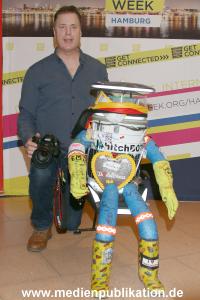hitchBOT 23022015 053