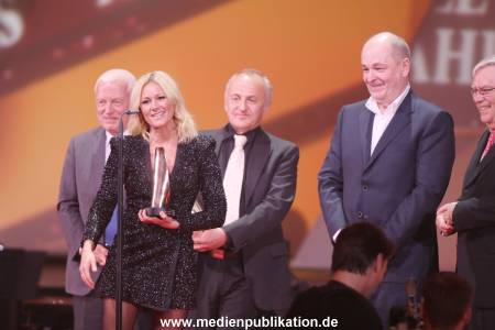 LEA Award 04042016 1056