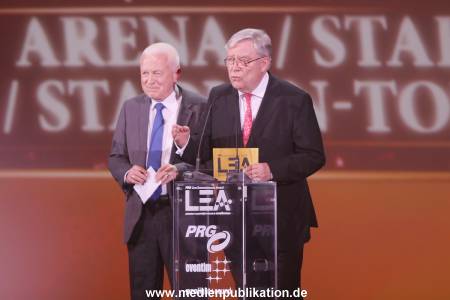 LEA Award 04042016 959