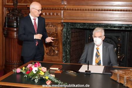 Rathaus 04022022 005