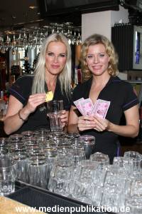 Hard Rock Cafe Charity 01102014 073
