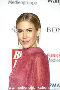 GoldeneBildDerFrau 11102023 076