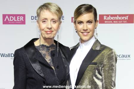Goldene Bild der Frau 21102017 142