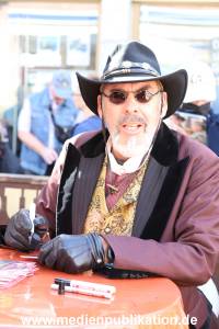 Karl May Autogrammstunde 06082022 062