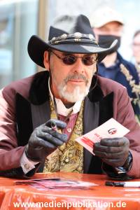 Karl May Autogrammstunde 06082022 076
