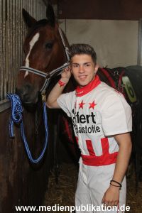 Bild Promirenntag 09062013 474