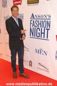 AnsonsShopNi 09102015 022