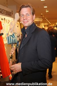Gala Shopping Night 11052012 315