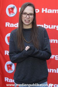 RHH TOP824 01042013 016