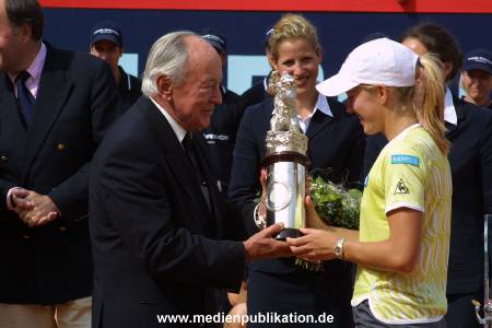 berlin 2002 henin hardenne justine018