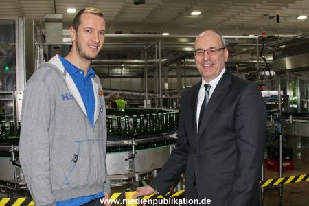 Carlsberg 10Mio Hens 19032014 050