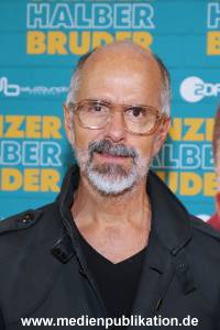 Ganzer halber Bruder 17092025 131