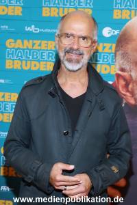 Ganzer halber Bruder 17092025 137