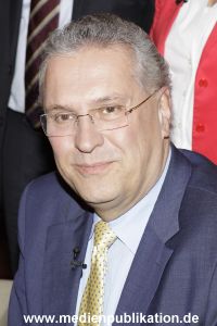 Maischberger 20112012 001