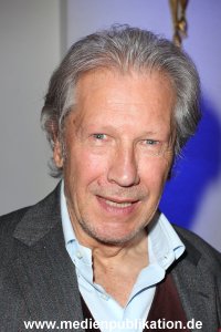 Movie Meets Media 30112012 720