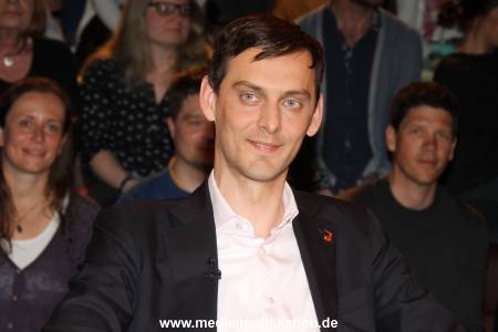 Lanz Sendung1 17042019 040