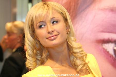 Paris Hilton Douglas 19052005 047