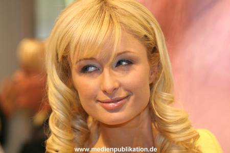 Paris Hilton Douglas 19052005 048