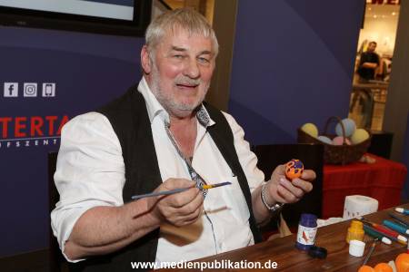 Hoenig AEZ Charity 040