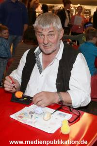 Hoenig AEZ Charity 082
